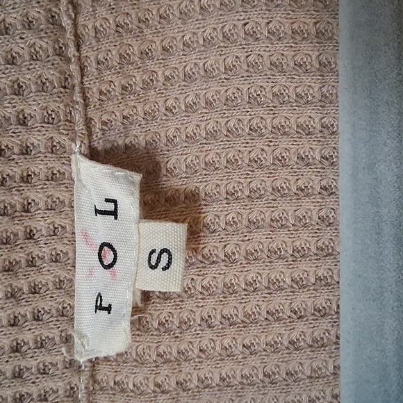 POL Textured Knit Cardigan in Beige and Cream - Picture 3 of 3